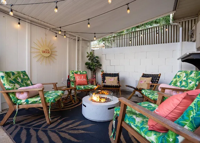3 King Beds, Pvt Hot Tub, 15 Min Barrett Jackson! Holiday home Scottsdale
